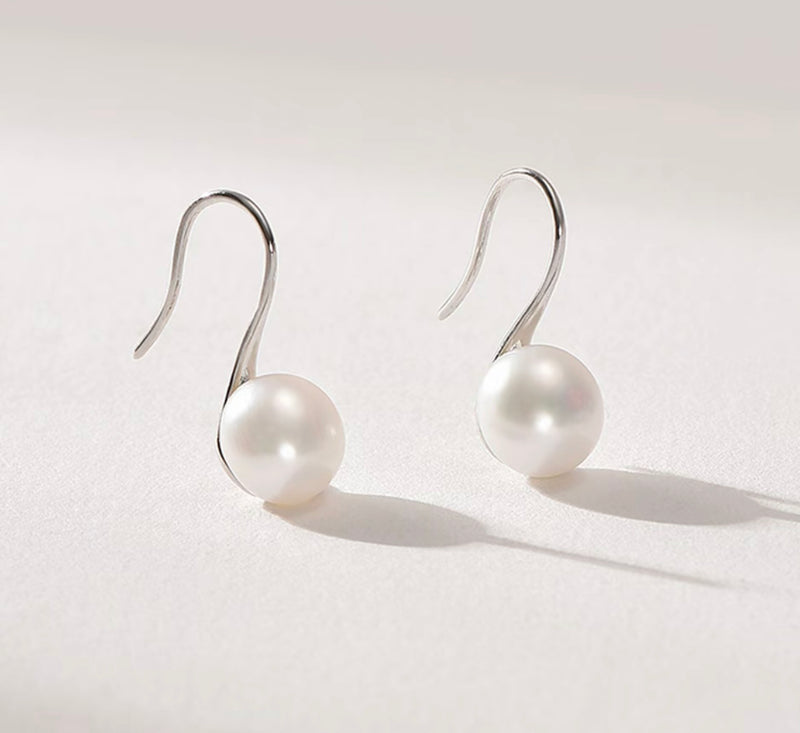 Freshwater Pearl Ear Hooks in 925 Sterling Silver, Minimalist Style, 8-9mm